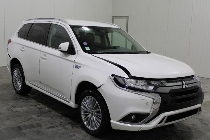 Photo 2 VIN: JMBXDGG3WLZ017005 - MITSUBISHI OUTLANDER SUV 