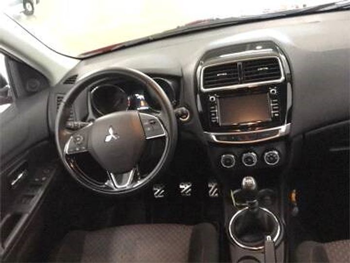 Photo 8 VIN: JMBXJGA7WHZ404175 - MITSUBISHI ASX 