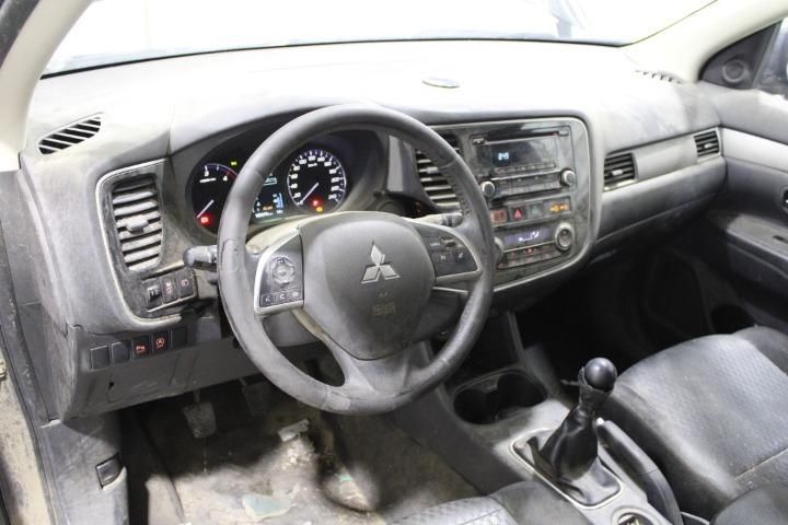 Photo 7 VIN: JMBXJGF6WDZ405763 - MITSUBISHI OUTLANDER SUV 