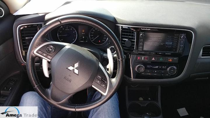 Photo 13 VIN: JMBXTGF7WEZC04623 - MITSUBISHI MITSUBISHI OUTLANDER 