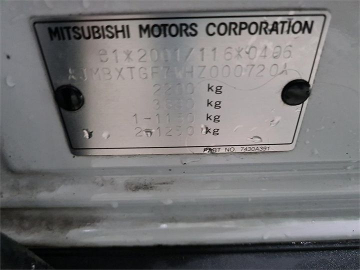 Photo 8 VIN: JMBXTGF7WHZ000720 - MITSUBISHI OUTLANDER 