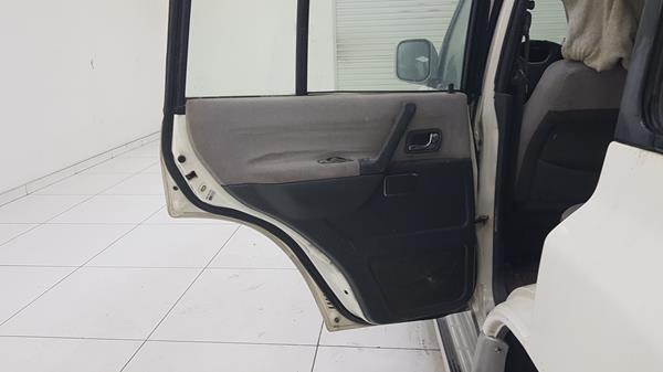 Photo 17 VIN: JMY0RV430WJ002699 - MITSUBISHI PAJERO 