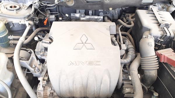 Photo 32 VIN: JMY5RCY1AGU754853 - MITSUBISHI LANCER 