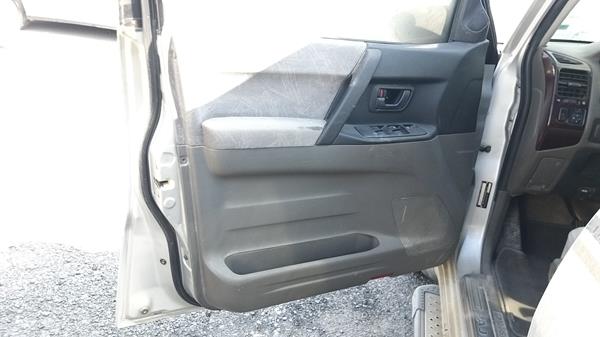 Photo 13 VIN: JMYLRV73W1J702130 - MITSUBISHI PAJERO 