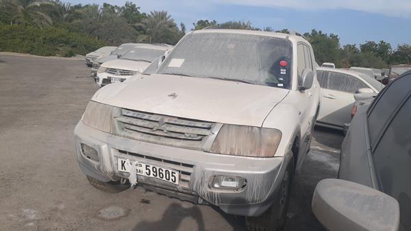 Photo 4 VIN: JMYLRV73W2J709040 - MITSUBISHI PAJERO 