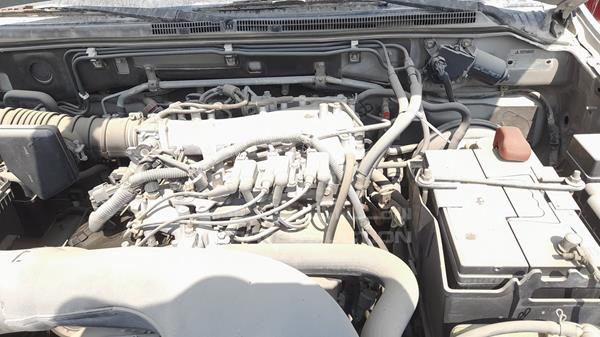 Photo 26 VIN: JMYLRV73W4J704416 - MITSUBISHI PAJERO 