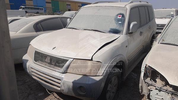 Photo 2 VIN: JMYLRV73W4J706221 - MITSUBISHI PAJERO 