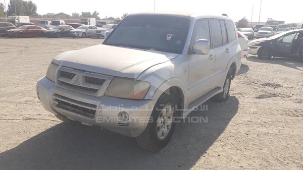 Photo 3 VIN: JMYLRV73W5J700884 - MITSUBISHI PAJERO 