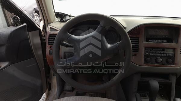 Photo 11 VIN: JMYLRV73W5J708924 - MITSUBISHI PAJERO 