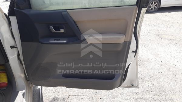 Photo 29 VIN: JMYLRV73W6J709158 - MITSUBISHI PAJERO 