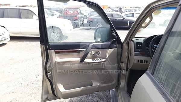 Photo 10 VIN: JMYLRV93W8J702963 - MITSUBISHI PAJERO 