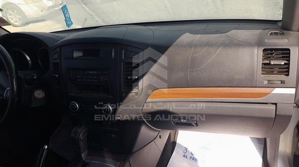 Photo 25 VIN: JMYLRV93W8J705158 - MITSUBISHI PAJERO 