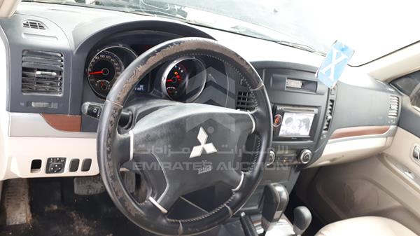 Photo 19 VIN: JMYLRV93W8J715974 - MITSUBISHI PAJERO 