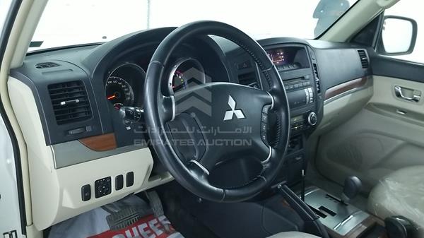 Photo 11 VIN: JMYLRV93W8J730671 - MITSUBISHI PAJERO 