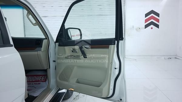 Photo 26 VIN: JMYLRV93W8J730671 - MITSUBISHI PAJERO 