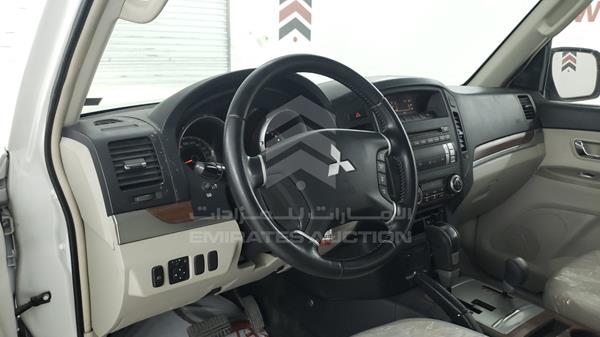 Photo 11 VIN: JMYLRV93W8J730671 - MITSUBISHI PAJERO 