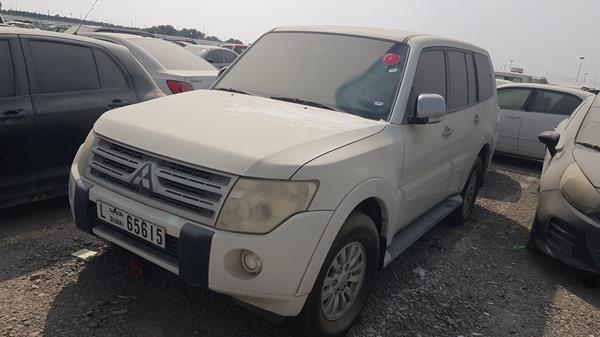 Photo 3 VIN: JMYLRV95WAJ702644 - MITSUBISHI PAJERO 