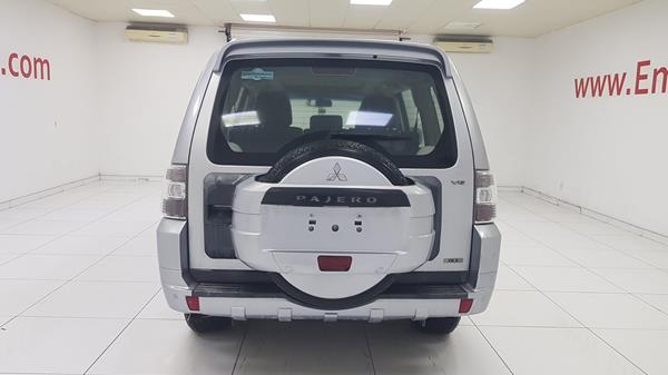 Photo 11 VIN: JMYLRV95WAJ706227 - MITSUBISHI PAJERO 