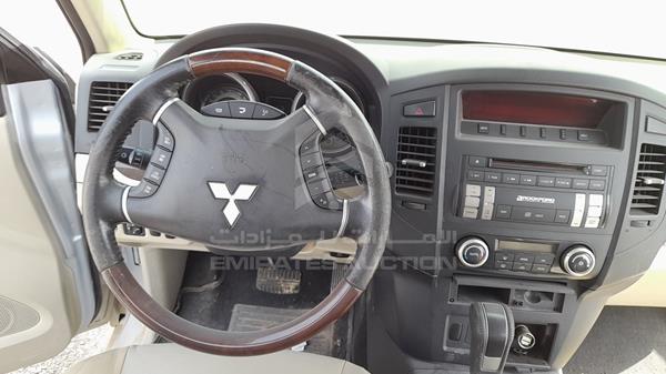 Photo 12 VIN: JMYLRV95WAJ706876 - MITSUBISHI PAJERO 