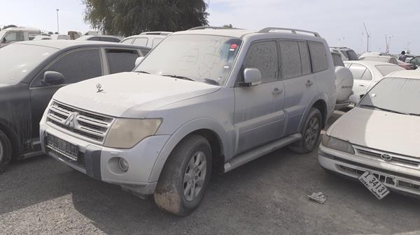 Photo 3 VIN: JMYLRV95WAJ706933 - MITSUBISHI PAJERO 