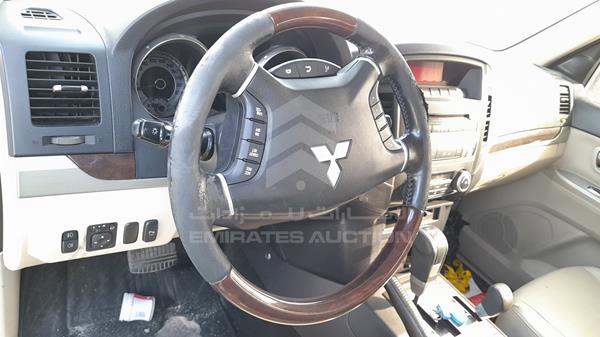 Photo 15 VIN: JMYLRV95WAJ711695 - MITSUBISHI PAJERO 