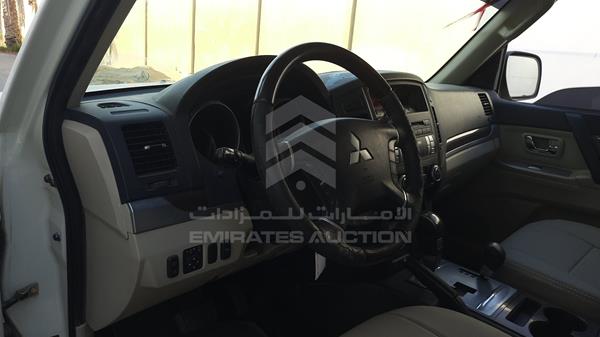 Photo 10 VIN: JMYLRV95WAJ716057 - MITSUBISHI PAJERO 