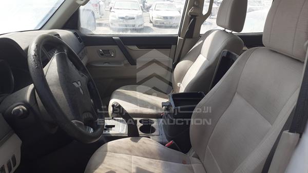 Photo 12 VIN: JMYLRV95WBJ702972 - MITSUBISHI PAJERO 