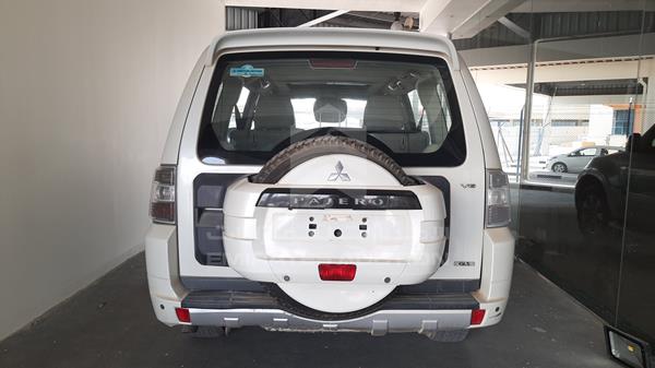 Photo 6 VIN: JMYLRV95WBJ704731 - MITSUBISHI PAJERO 