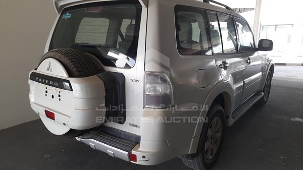 Photo 7 VIN: JMYLRV95WBJ704731 - MITSUBISHI PAJERO 