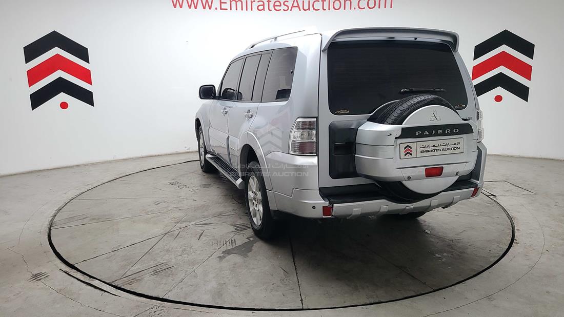 Photo 5 VIN: JMYLRV95WBJ704959 - MITSUBISHI PAJERO 