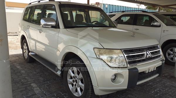 Photo 8 VIN: JMYLRV95WBJ705834 - MITSUBISHI PAJERO 