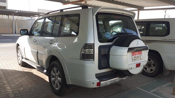 Photo 7 VIN: JMYLRV95WBJ705862 - MITSUBISHI PAJERO 