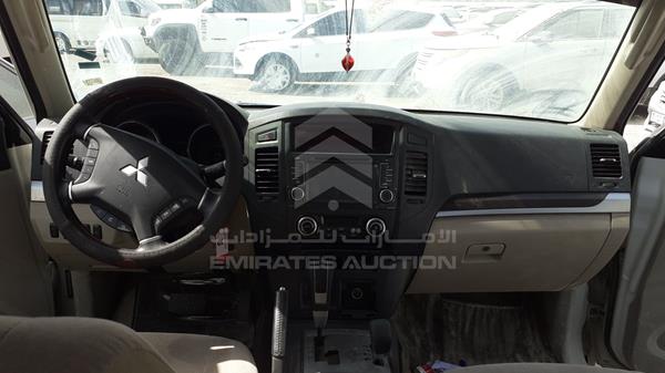 Photo 11 VIN: JMYLRV95WBJ707840 - MITSUBISHI PAJERO 