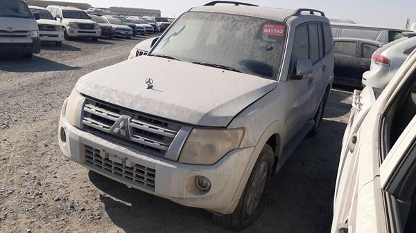 Photo 4 VIN: JMYLRV95WCJ700344 - MITSUBISHI PAJERO 