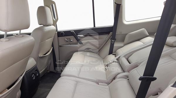 Photo 19 VIN: JMYLRV95WCJ701480 - MITSUBISHI PAJERO 