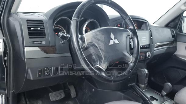 Photo 11 VIN: JMYLRV95WCJ702120 - MITSUBISHI PAJERO 