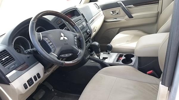 Photo 15 VIN: JMYLRV95WCJ702219 - MITSUBISHI PAJERO 