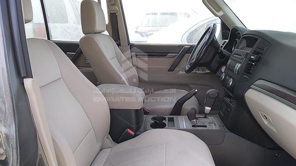 Photo 19 VIN: JMYLRV95WCJ702364 - MITSUBISHI PAJERO 