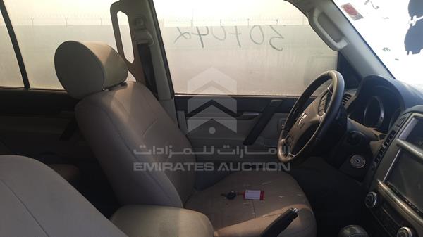 Photo 29 VIN: JMYLRV95WCJ705235 - MITSUBISHI PAJERO 