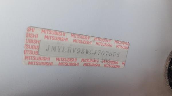 Photo 4 VIN: JMYLRV95WCJ707555 - MITSUBISHI PAJERO 