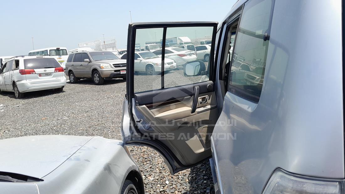 Photo 18 VIN: JMYLRV95WCJ709340 - MITSUBISHI PAJERO 