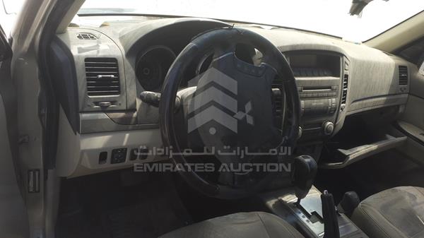 Photo 10 VIN: JMYLRV95WDJ704271 - MITSUBISHI PAJERO 