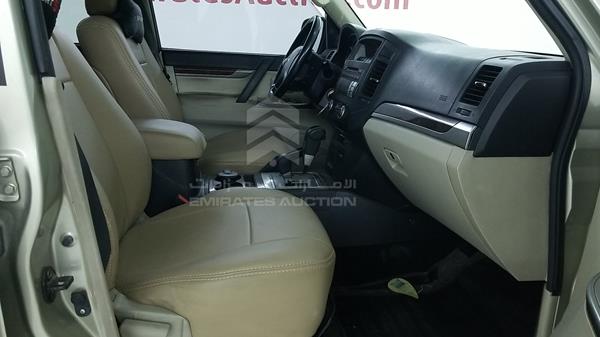 Photo 24 VIN: JMYLRV95WDJ705310 - MITSUBISHI PAJERO 