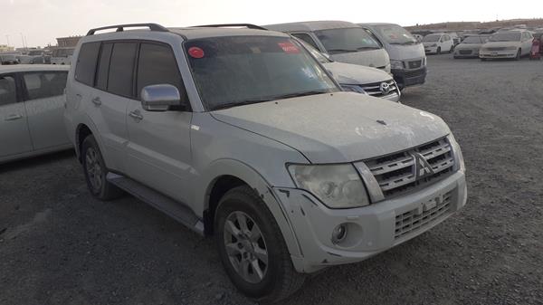 Photo 10 VIN: JMYLRV95WEJ708452 - MITSUBISHI PAJERO 