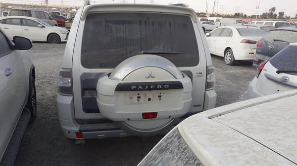 Photo 8 VIN: JMYLRV95WEJ708452 - MITSUBISHI PAJERO 