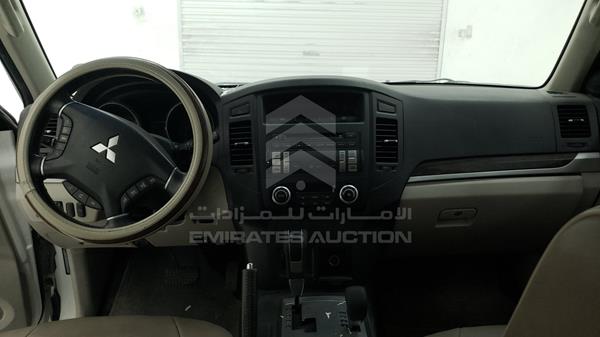 Photo 13 VIN: JMYLRV95WEJ715299 - MITSUBISHI PAJERO 