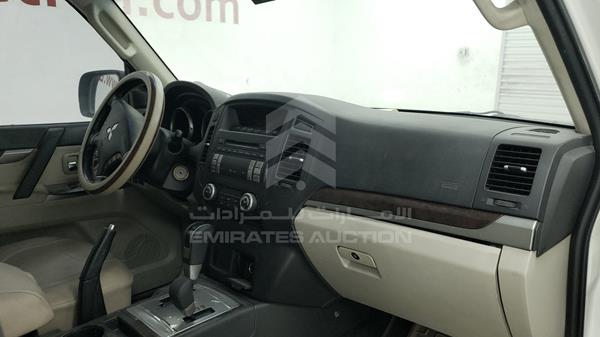 Photo 23 VIN: JMYLRV95WEJ715299 - MITSUBISHI PAJERO 