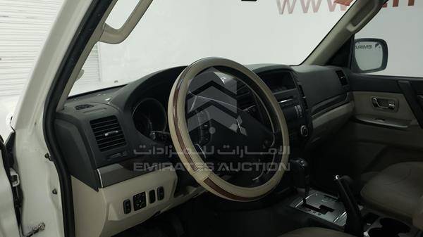 Photo 9 VIN: JMYLRV95WEJ715299 - MITSUBISHI PAJERO 