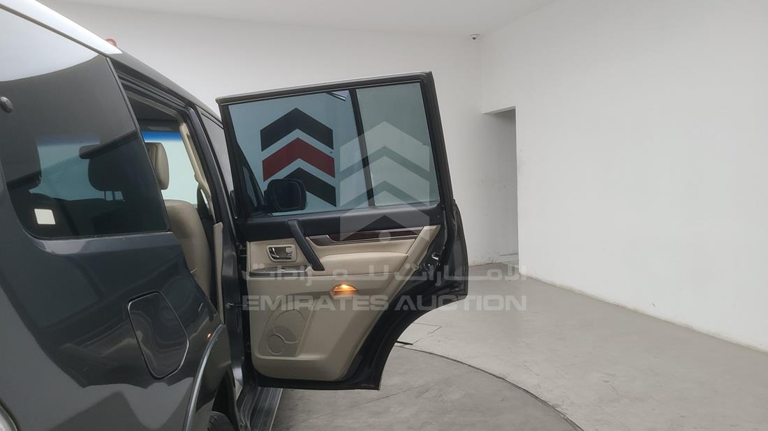 Photo 29 VIN: JMYLRV95WEJ718639 - MITSUBISHI PAJERO 