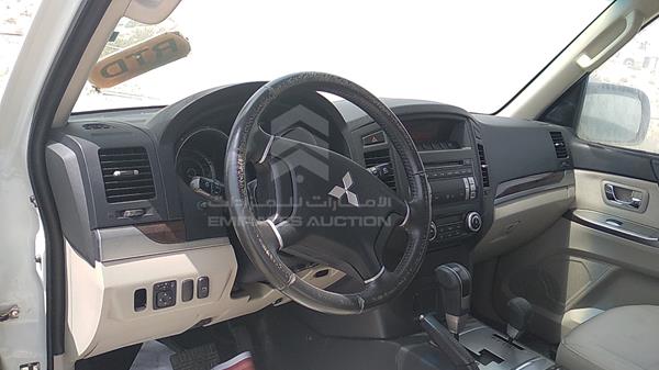 Photo 13 VIN: JMYLRV95WEJ718952 - MITSUBISHI PAJERO 